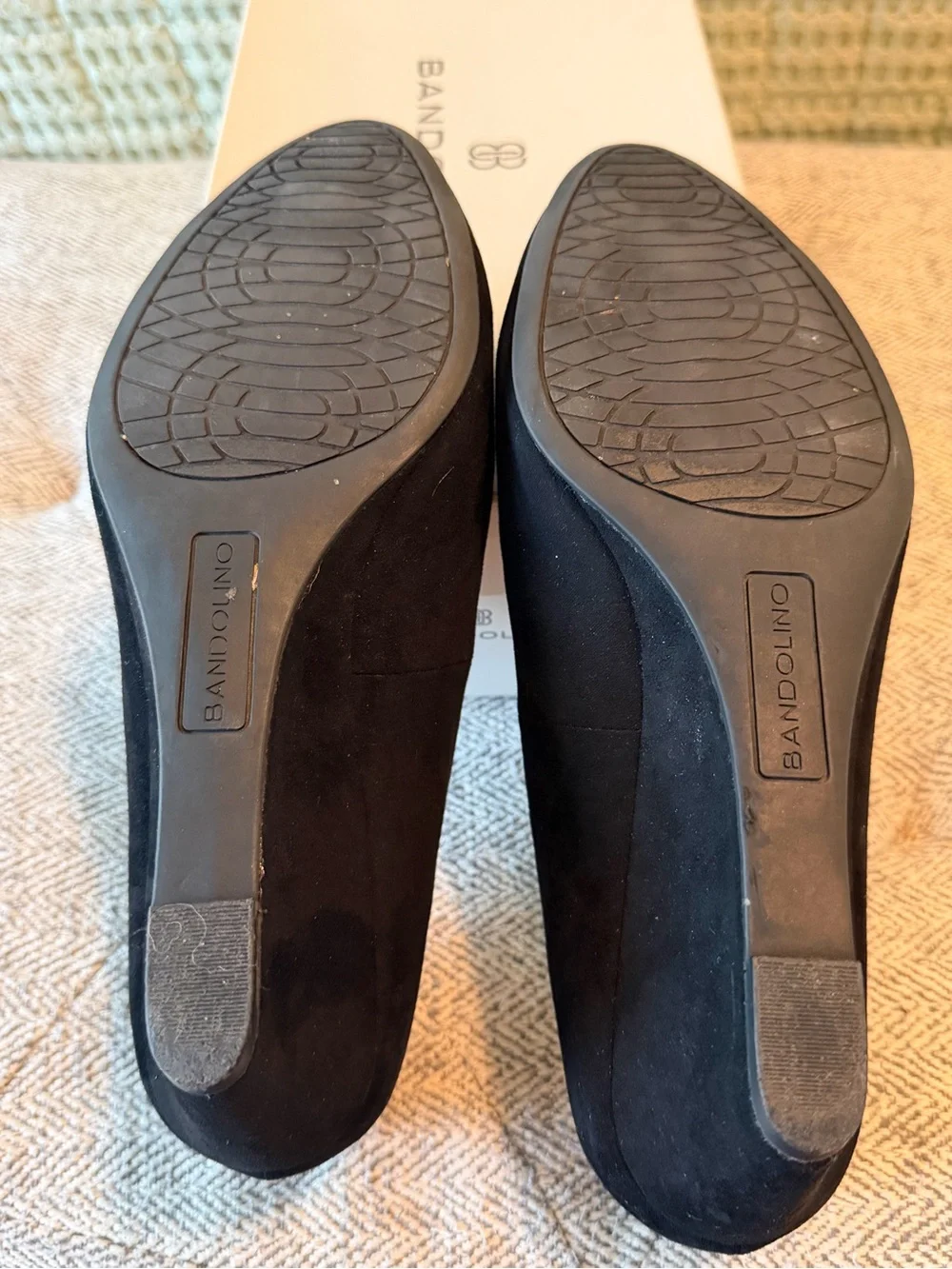 Bandolino Black Suede wedge/pump dress